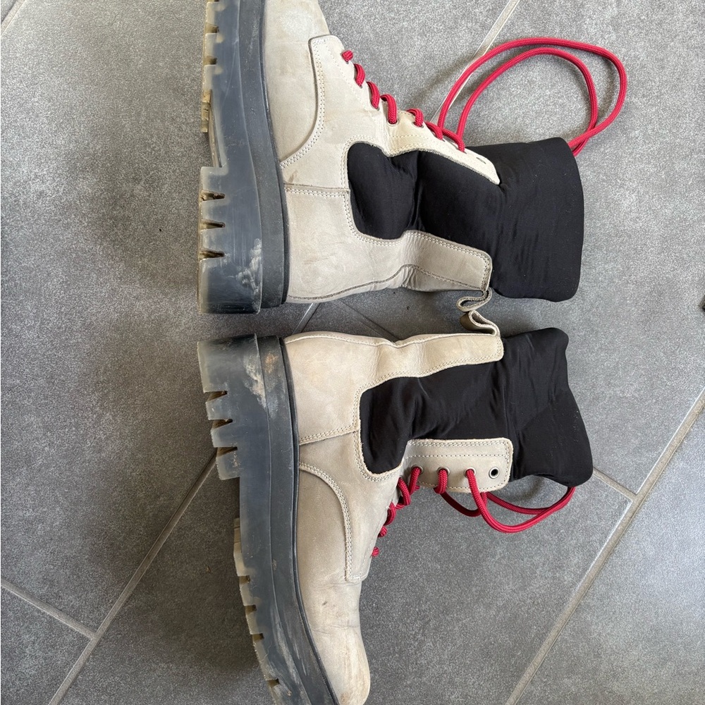 Pajar Black and Cream Women's Boots - Picture 8 of 8